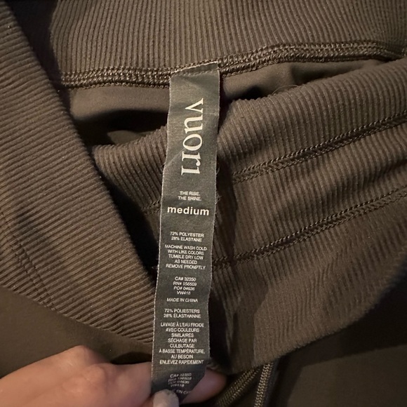 VUORI Olive Green Joggers - Picture 3 of 4